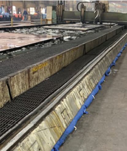 Environmentally-friendly "socks" absorb water and contain fluids